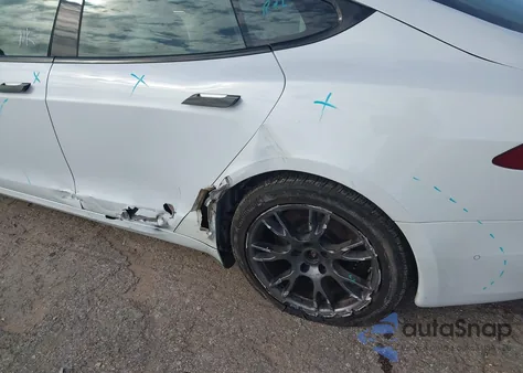 2021 Tesla Model S Long Range Dual Motor All-Wheel Drive from USA, damaged, VIN 5YJSA1E5XMF440377